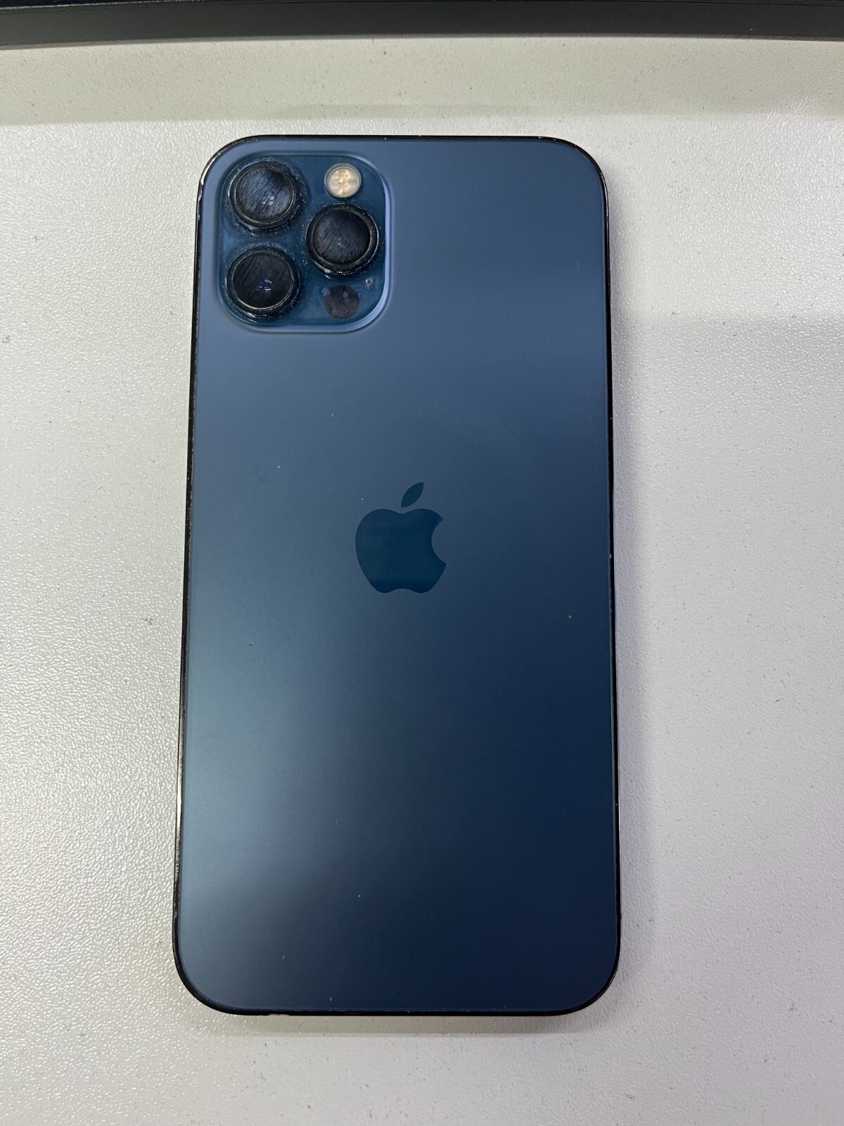 Apple iPhone 12 Pro – 256 GB – BLUE(Unlocked) (Dual SIM (SIM + SIM))