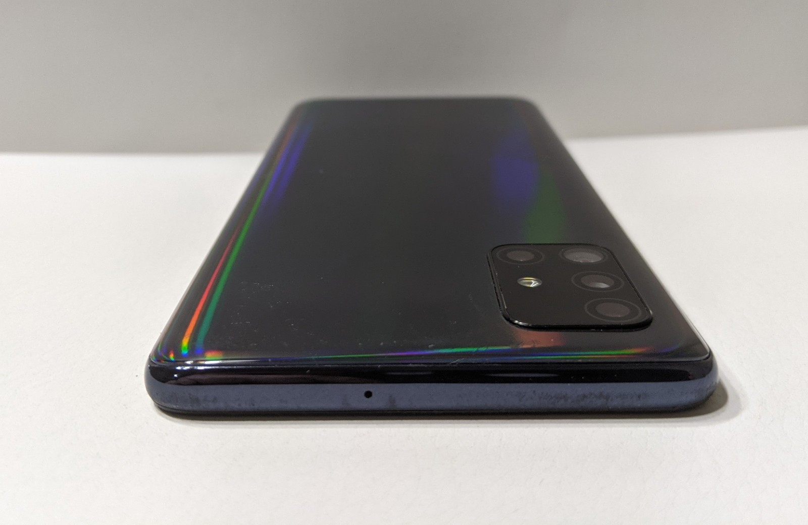 Samsung Galaxy A51 – 128GB – UNKNOWN CARRIER – Black -FOR PARTS ONLY – 17841