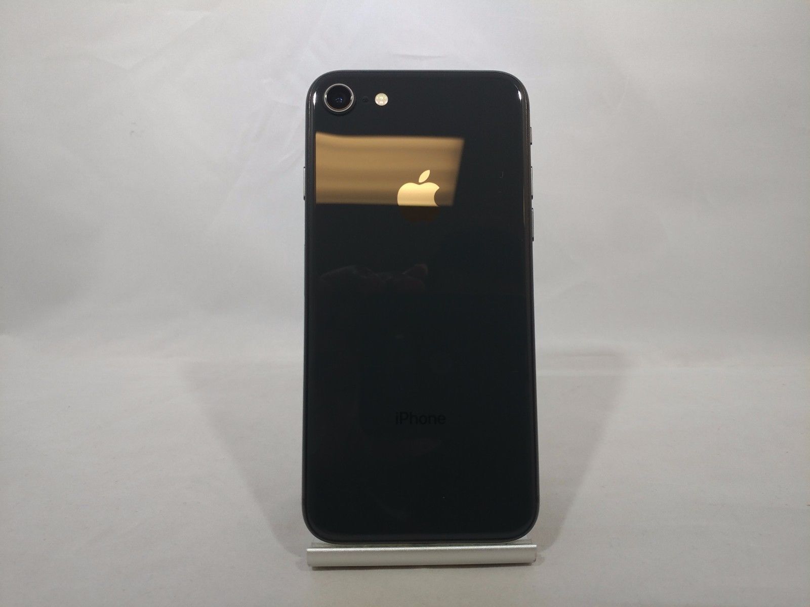 Apple iPhone 8 64GB Space Gray AT&T Good Condition