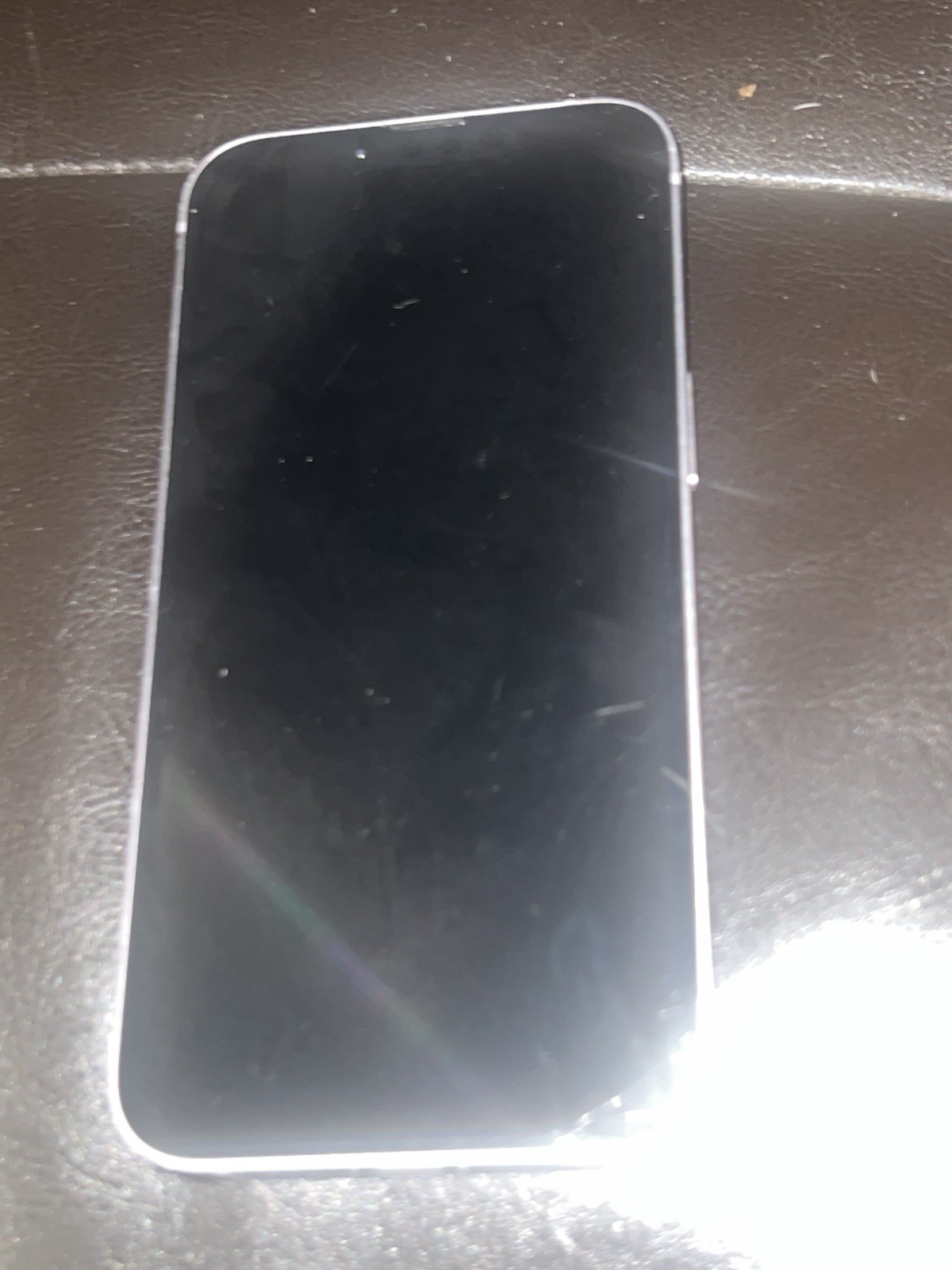 Apple iPhone White Bar Smartphone – Passcode Locked / Unavailable