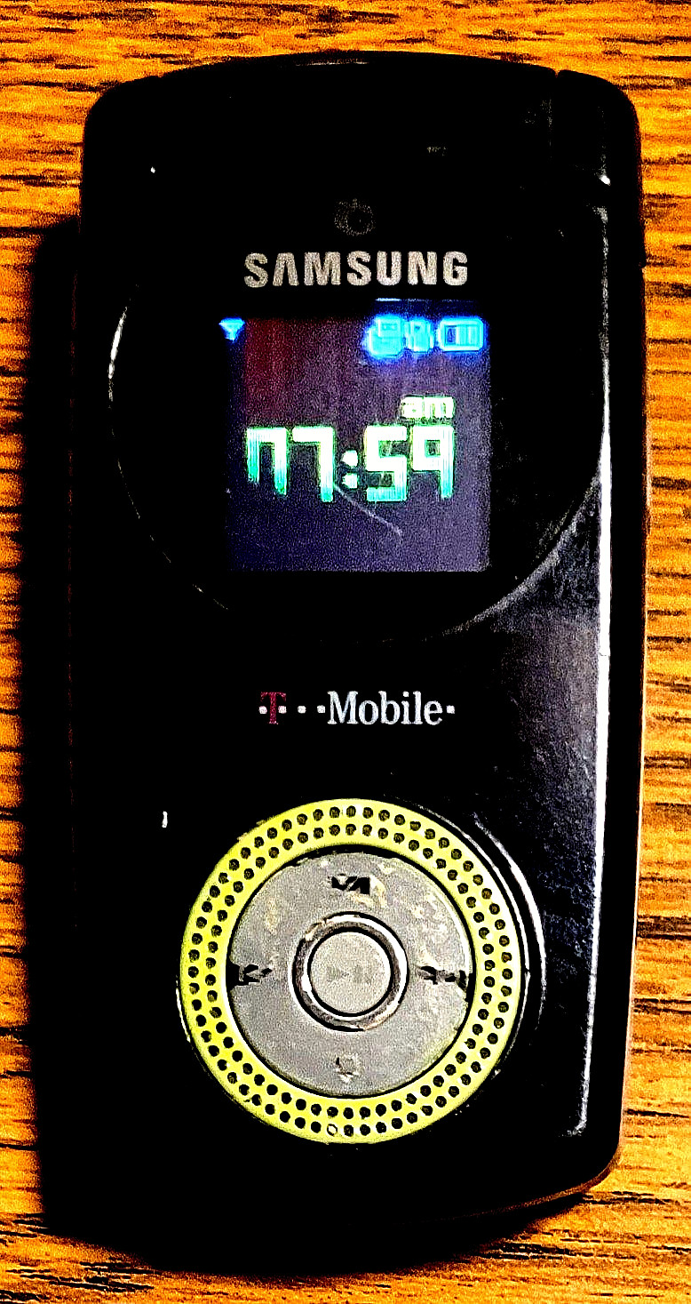 Samsung Beat SGH-T539 – Black and Silver ( T-Mobile ) Super Rare GSM Flip Phone