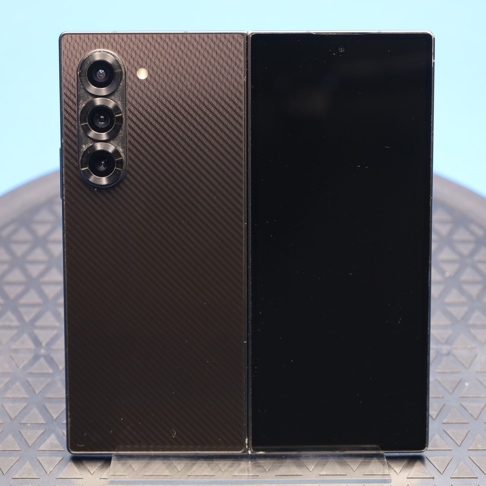 Samsung Galaxy Z Fold6 – 256GB – Crafted Black (Unlocked)