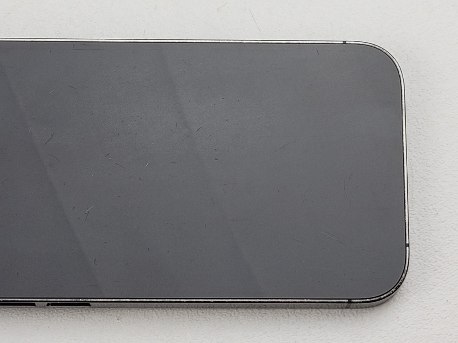 Apple iPhone 14 Pro (A2650) 128GB – Black (Viaero Wireless) – POOR CONDITION