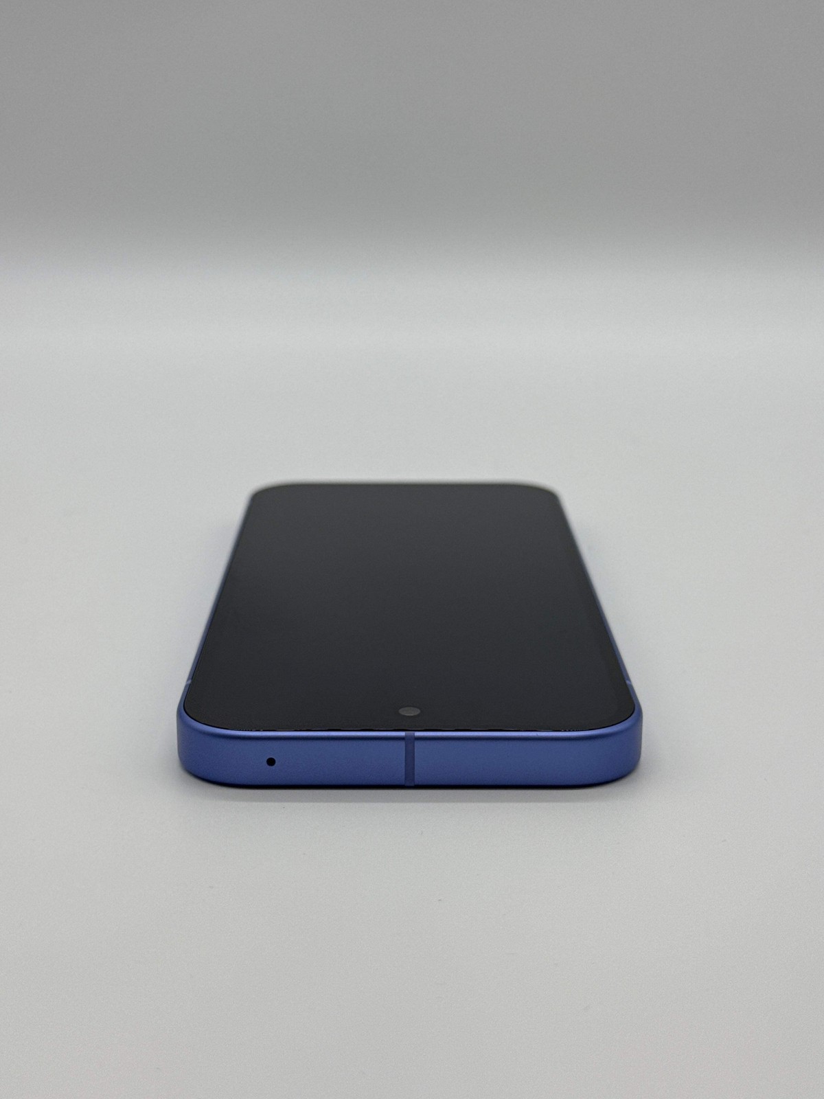 Google Pixel 10a 128GB Unlocked Indigo – Used