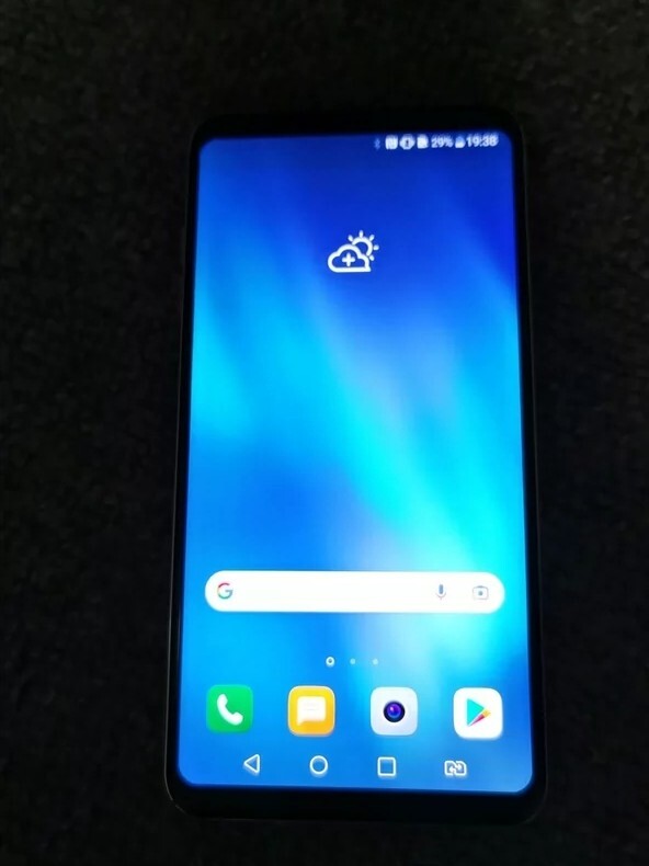 95%Ne w LG V30 – 64GB/128GB- Multicolor Factory Unlocked Very good