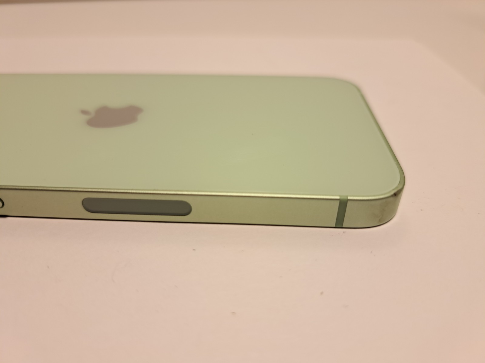 Apple iPhone 12 mini 128GB (Unlocked) A2176 Green CRACKED SCREEN