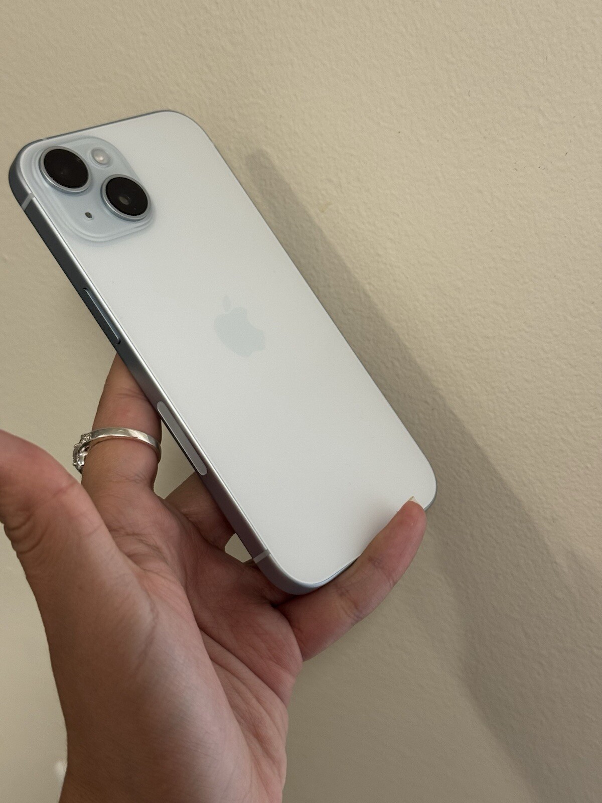 iPhone 15