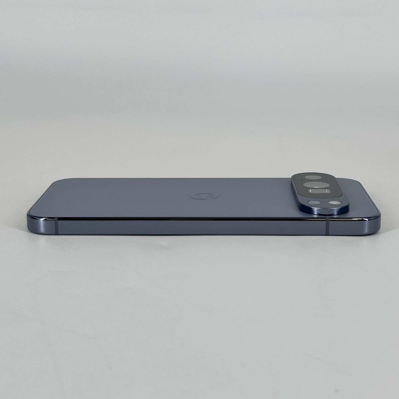 Google Pixel 10 Pro XL Moonstone 256GB – Unknown Carrier – Excellent Condition