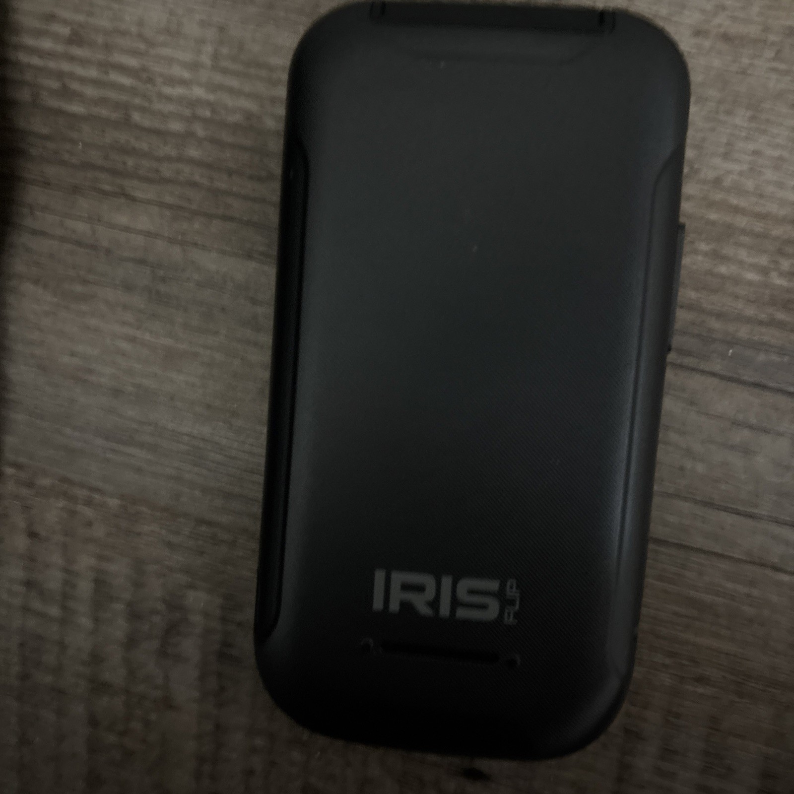 Used Consumer Cellular Iris eSim Flip Phone 8GB 5.0MP Camera 4G LTE Free Unlock