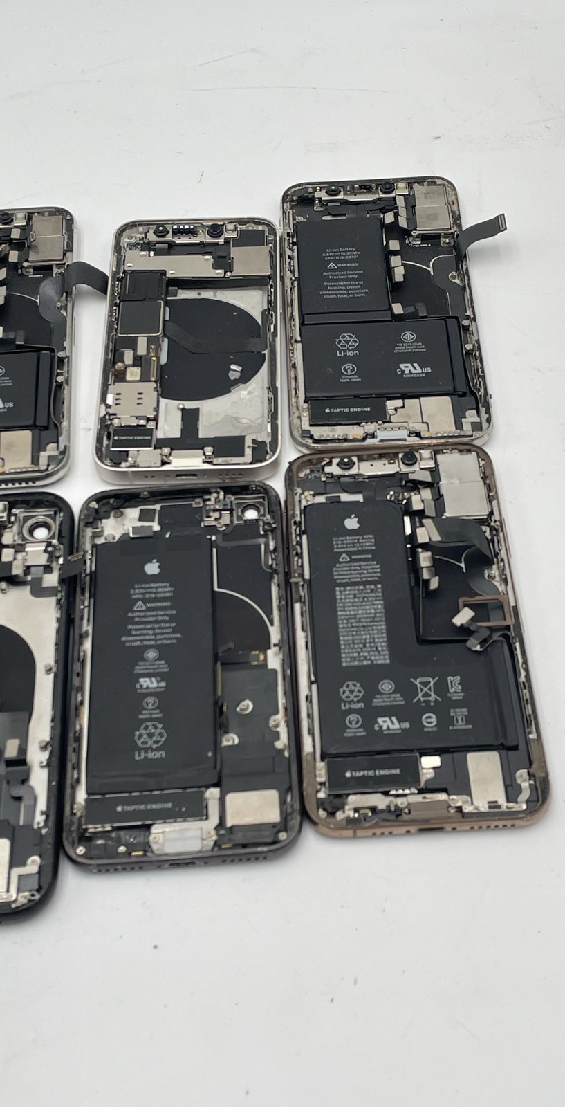 Apple iPhone X XR XS Mixed Cracked Broken For Parts Or Repair Lot Of 12