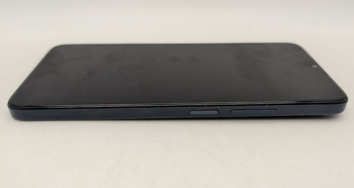 TCL 30 Z 4188C Android Smartphone Cricket Locked 6.1″ 32GB 8MP Camera 3G Black