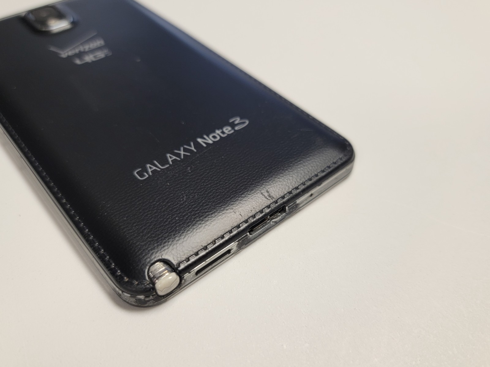 Samsung Galaxy Note 3 (SM-N900V) 32GB – Black (GSM Unlocked) Smartphone – N635