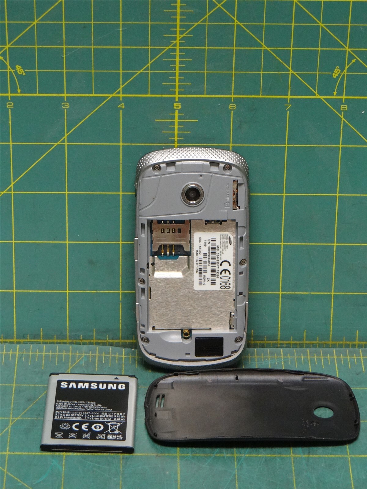 Samsung Solstice II SGH-A817 – 256MB – Black (AT&T)