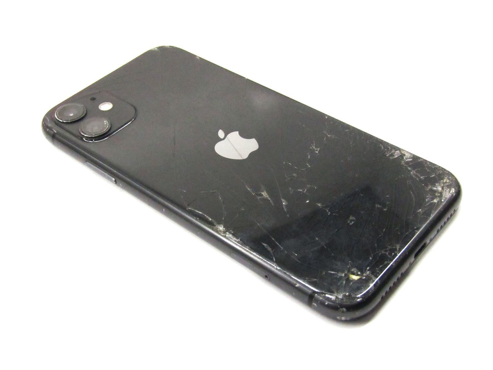 Apple iPhone 11 A2111 (12,1) 64GB 6.1″ | Verizon | Black | Battery Health: 79%
