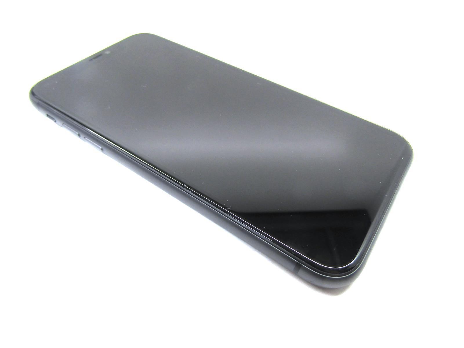 Apple iPhone 11 A2111 (12,1) 64GB 6.1″ | Verizon | Black | Health: 83%