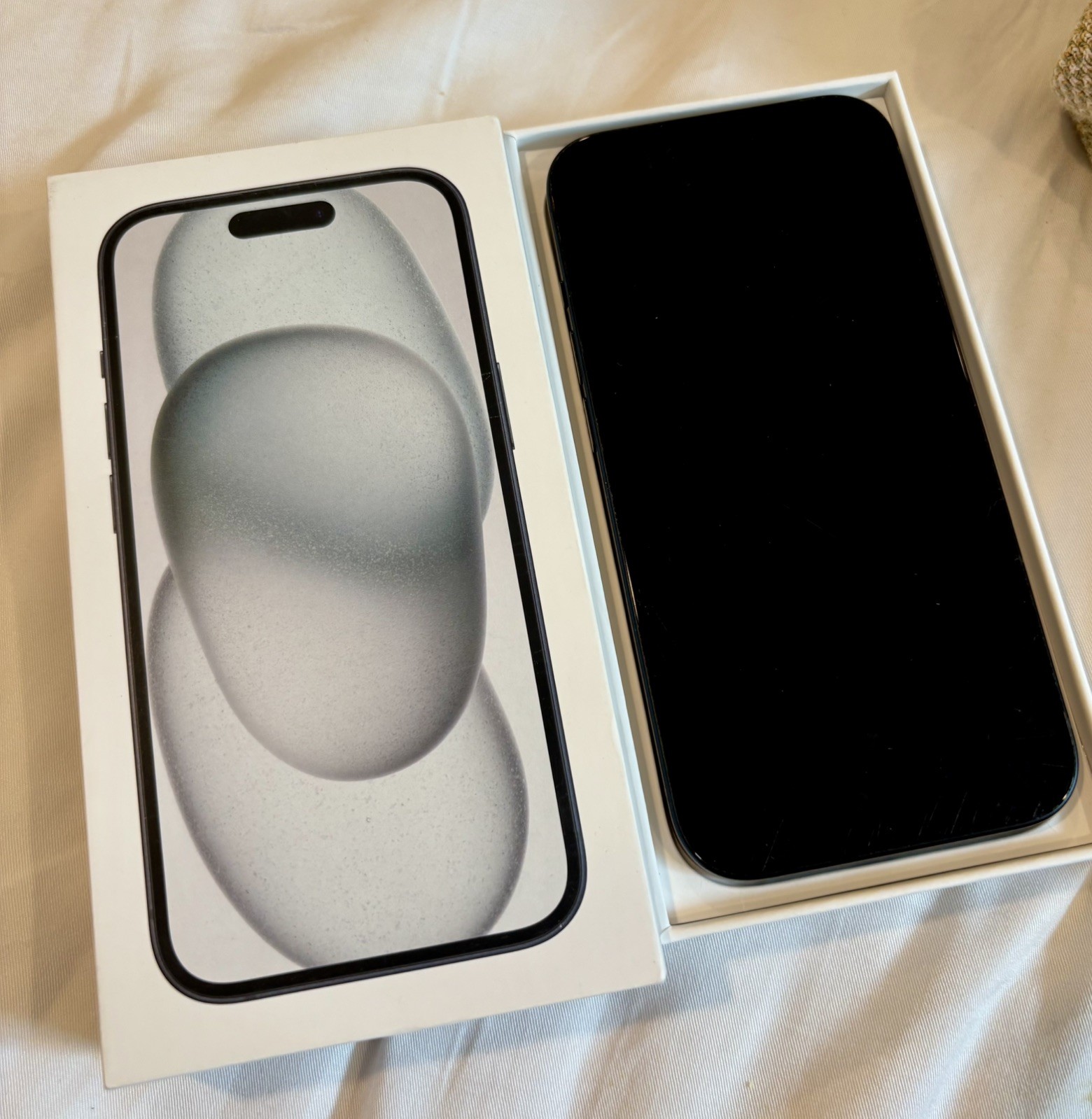 Apple iPhone 15 128GB Black