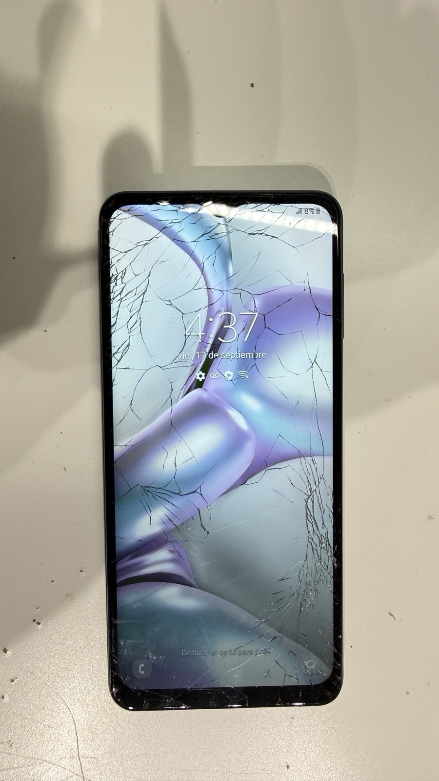 Samsung Galaxy A12 – 32GB – Blue – Cracked Screen – FULLY FUNCTIONAL – Unlocked