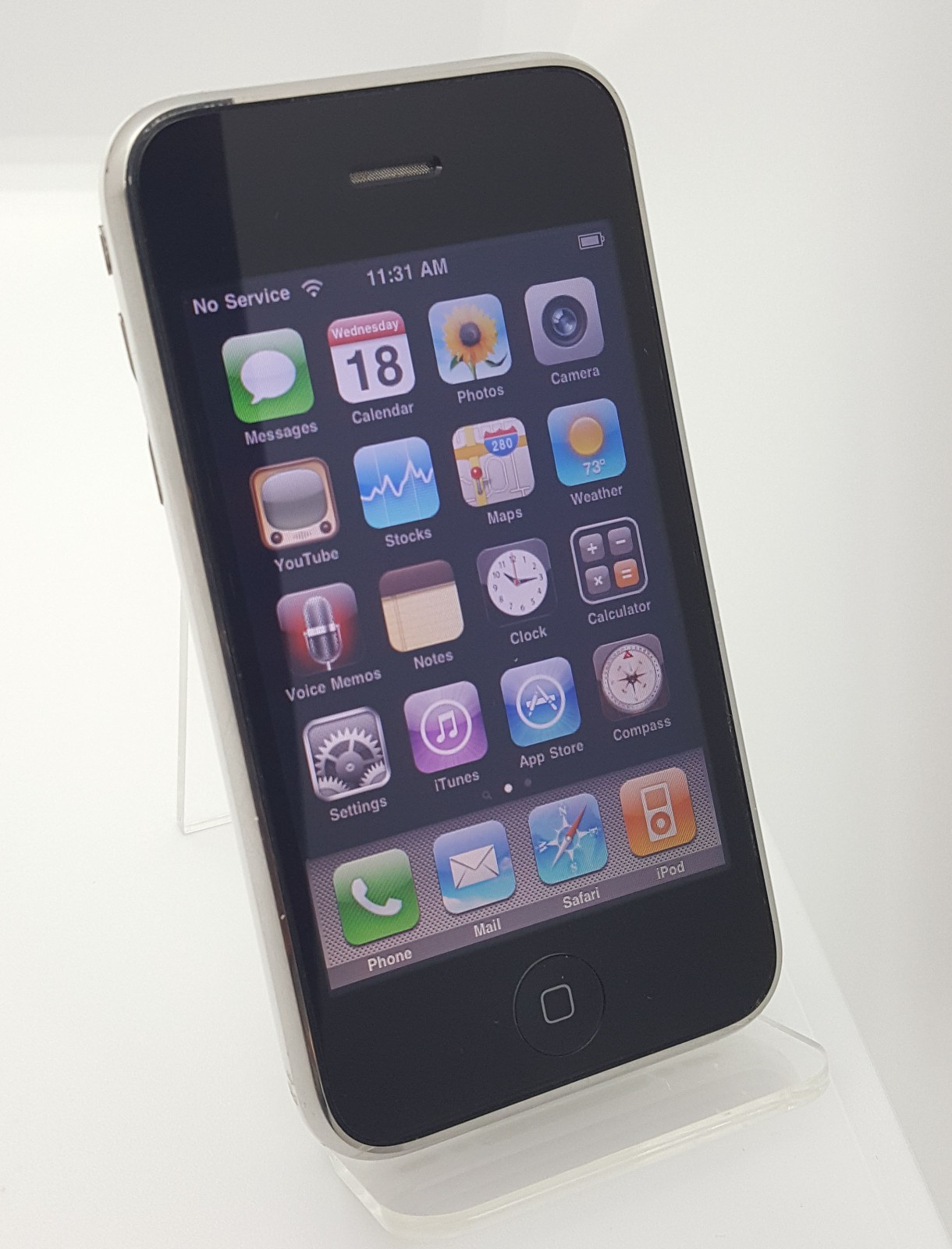 iPhone 3GS White (RARE) 16GB iOS 3.1.3 w Box Unlocked A1303 Great Condition