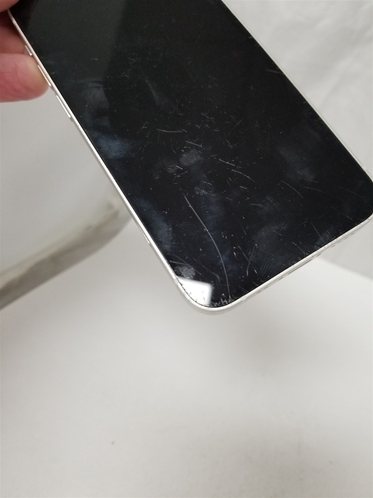 Google iPhone 12 Mini 64GB White A2176 (Unlocked) Damaged zD2872