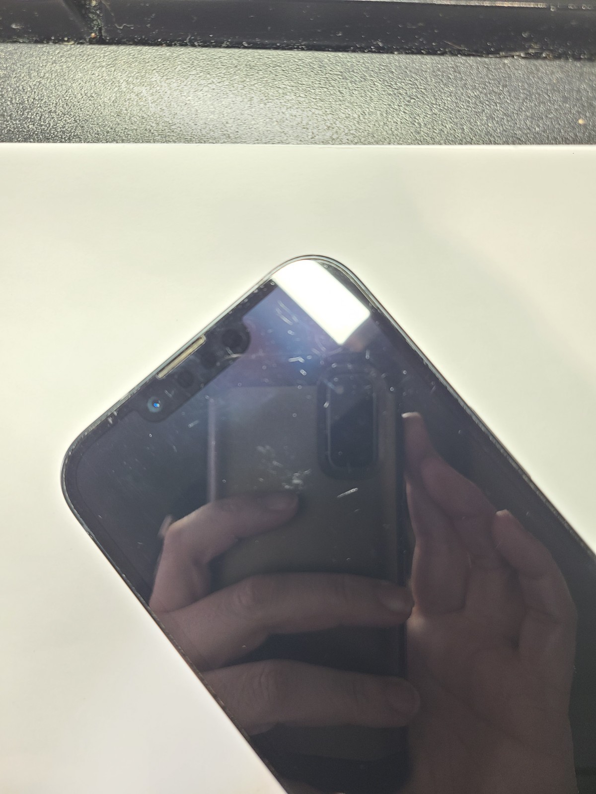 Apple iPhone 14 [A2649] UNLOCKED Any Carrier Space Black 128GB iOS 26.5