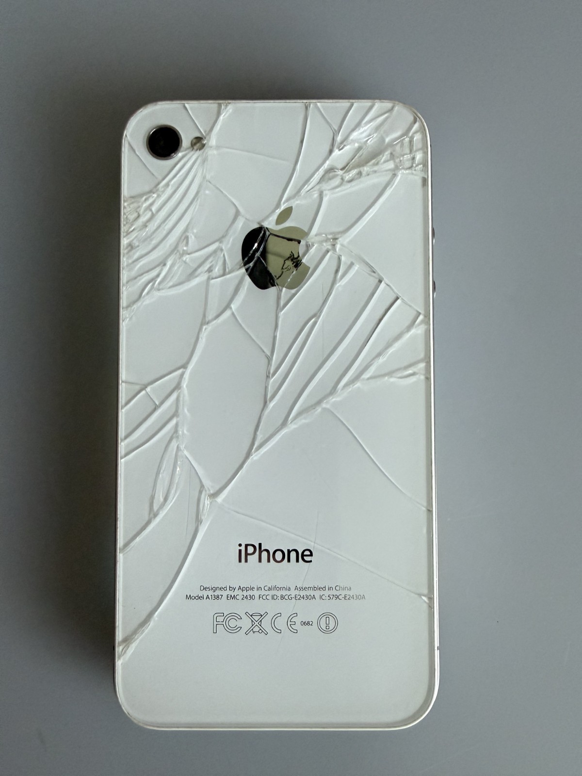 Apple iPhone 4s – 16 GB – White