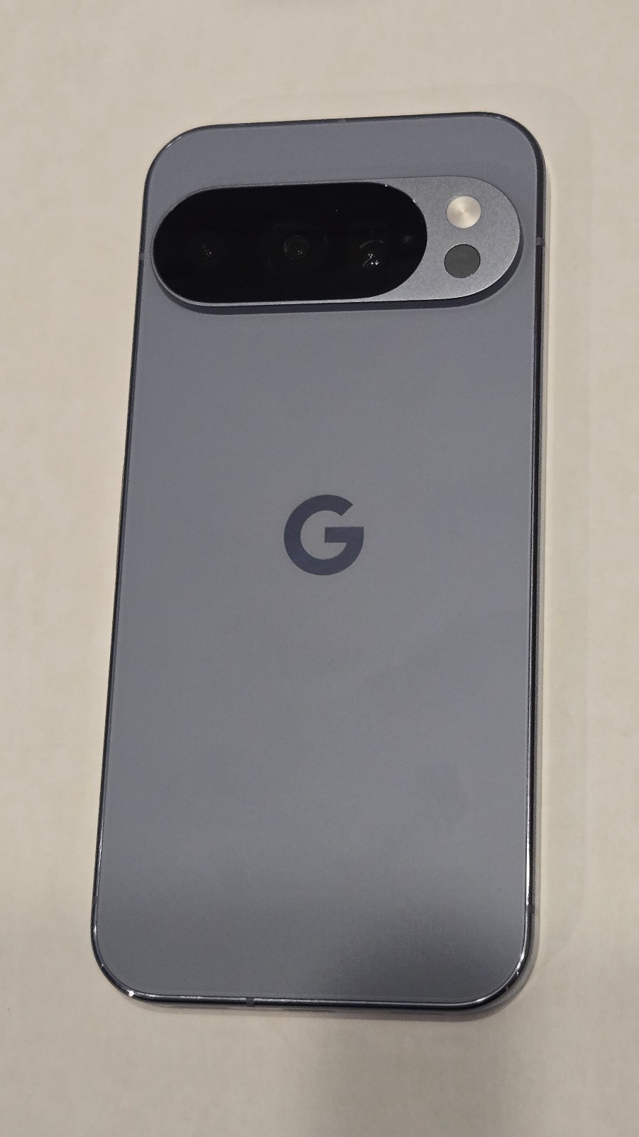 Google Pixel 10 Pro – 256GB – (Moonstone) Unlocked with our warranty