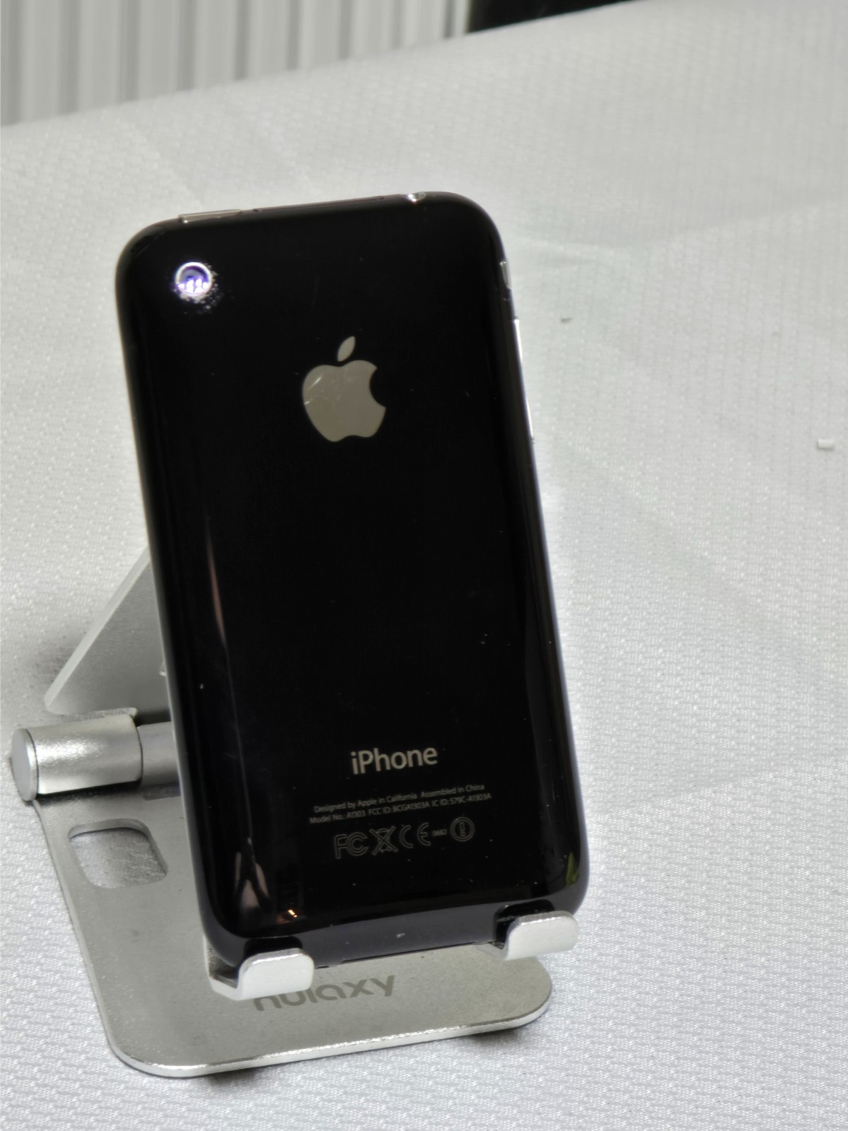 Apple iPhone 3GS 8GB A1303 Black
