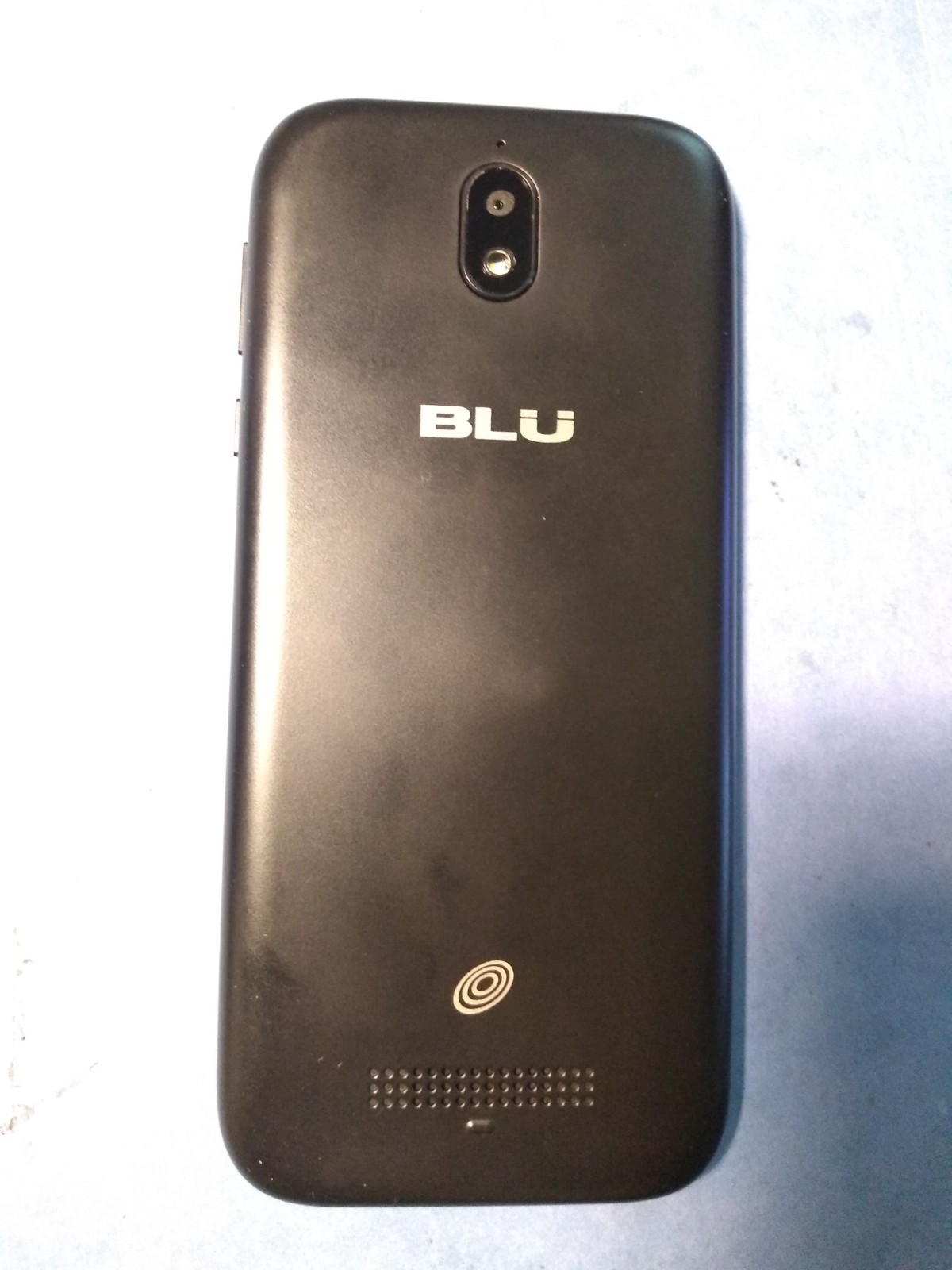 BLU View 2 – B131DL – 32GB – Black – tracfone locked