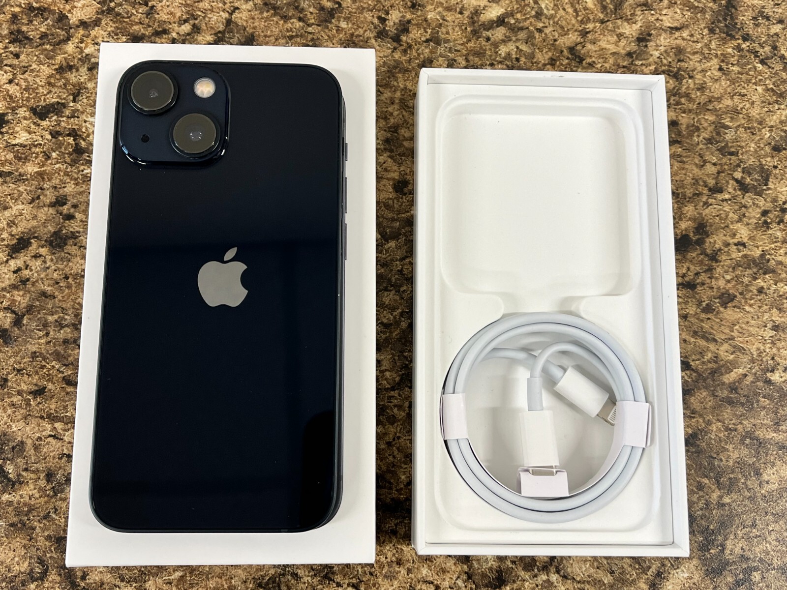 Apple iPhone 13 Mini A2481 128GB Factory Unlocked GSM / CDMA- Excellent In-Box