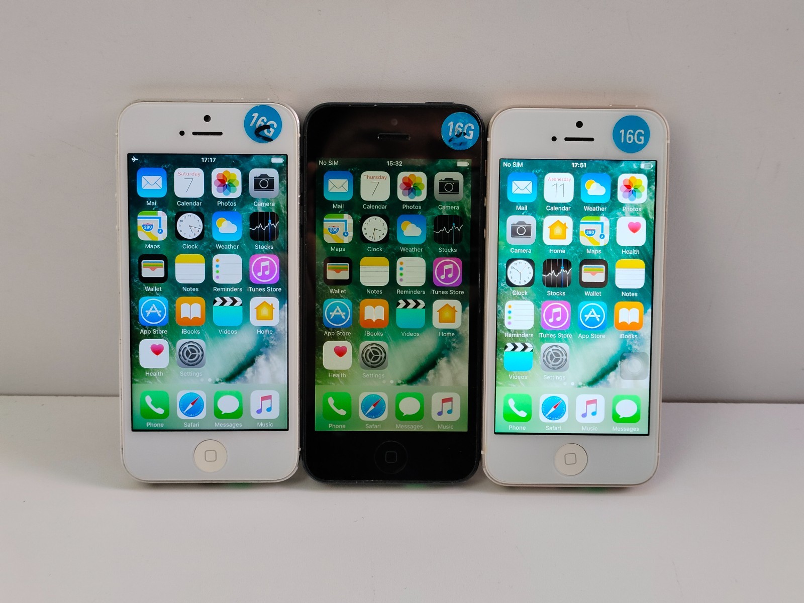 90%N ew Apple iPhone 5/5s/5c 16GB Factory UNlocked Black/White/Gold Good