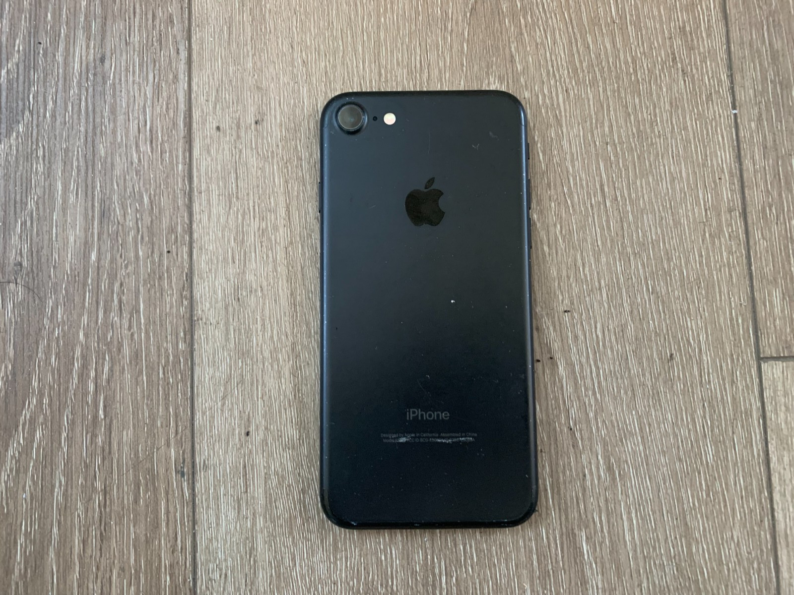 Apple iPhone 7 Black A1778 4.7-in Screen Untested For Parts or Repair