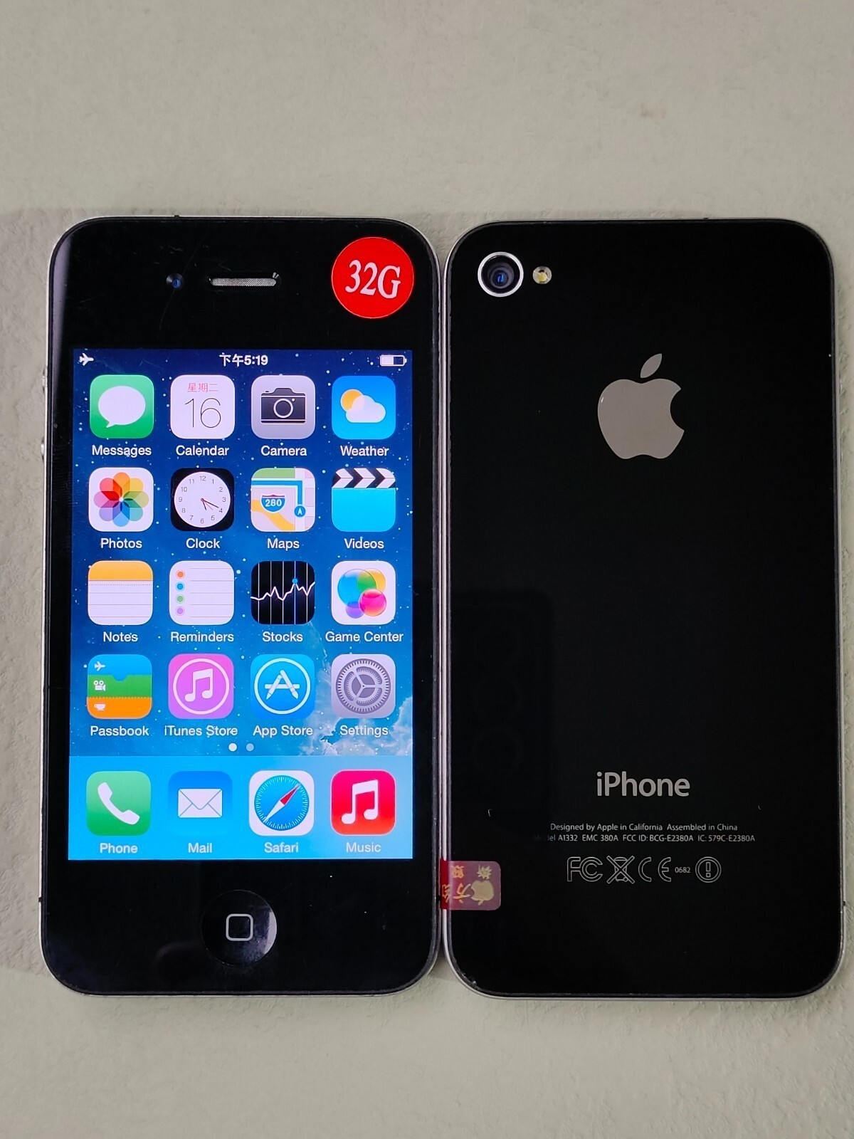 Good Working Apple iPhone 4/4s White/Black 8/16/32GB UNLOCKED classic SALE US