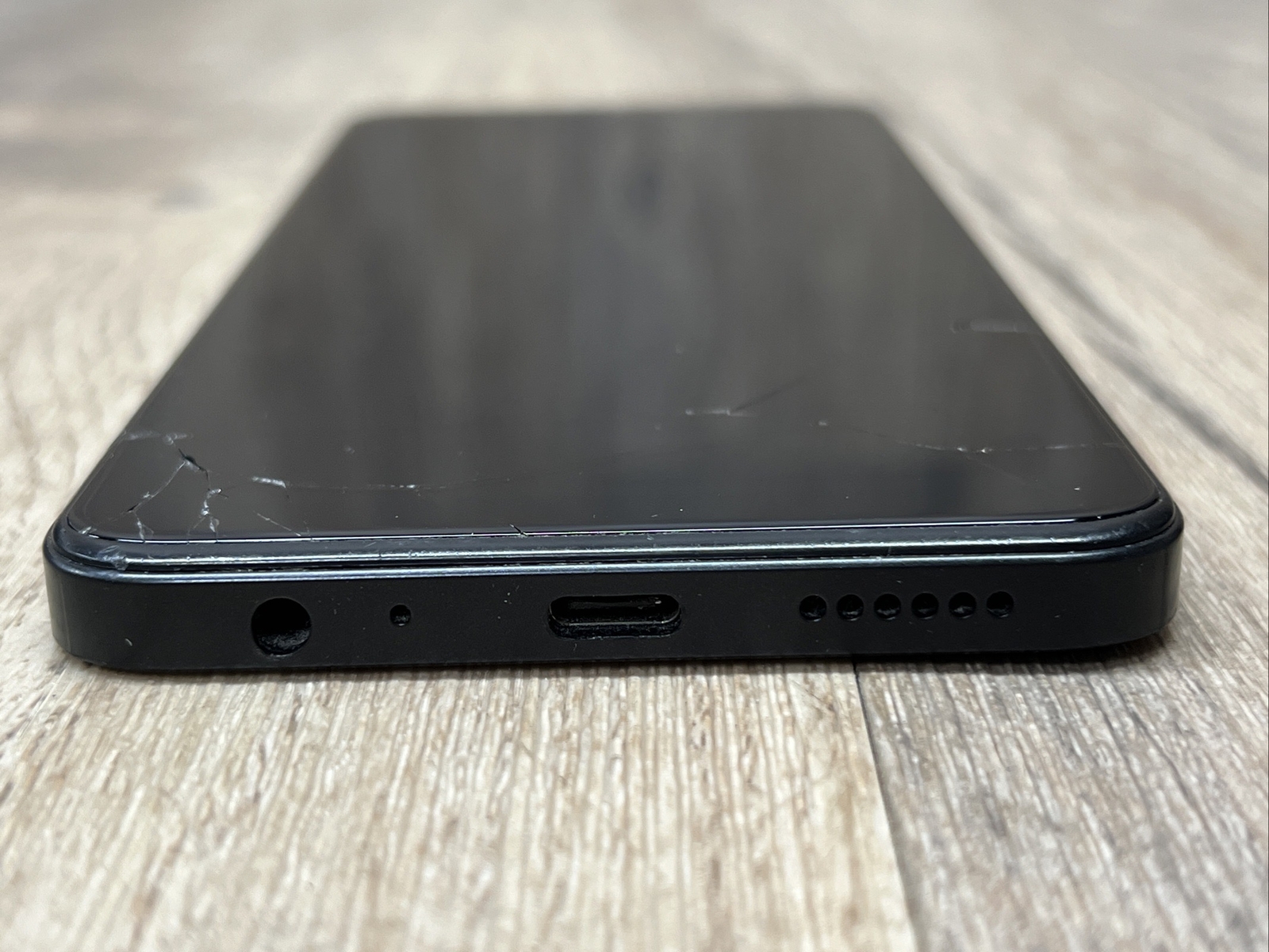 T-Mobile Revvl V Plus 5G 64GB Nebula Black *CRACKED SCREEN*