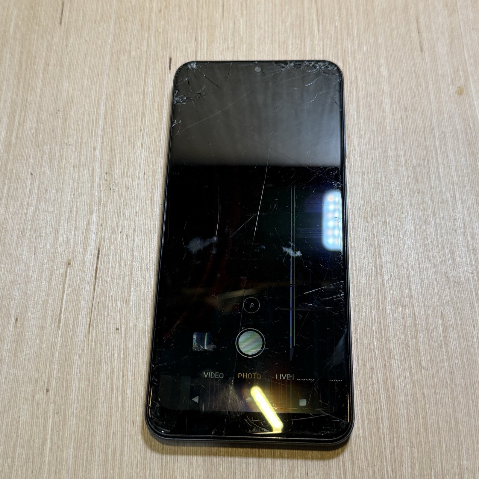Wingtech REVVL V TMRVL4G T-Mobile 32GB Gray Broken Screen Parts Only“Read Below”