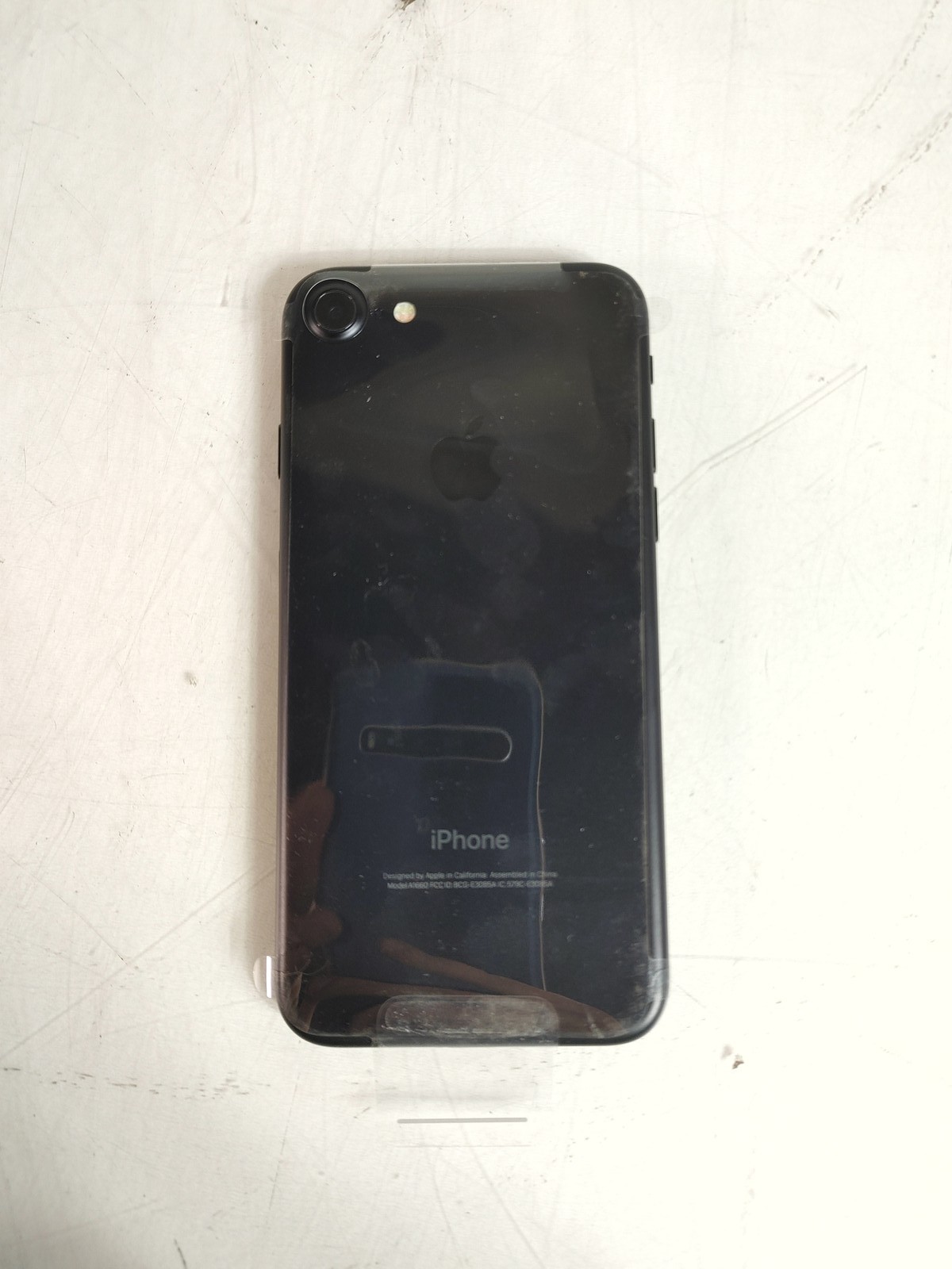 Apple iPhone 7 A1660 32 GB iOS 15.8.7 (Wi-Fi + 4G) Unlocked
