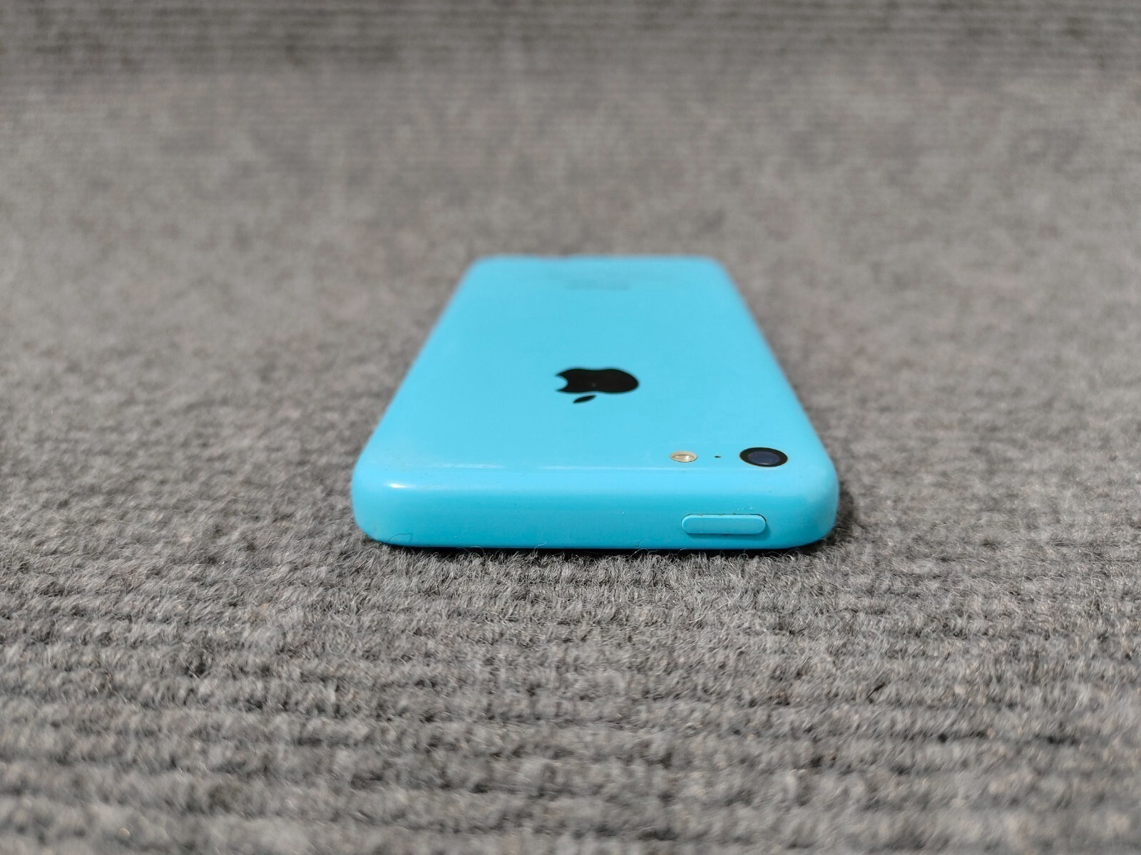 Unlocked Apple iPhone 5c -16GB White / Bule /Pink / Green 4 colors Optional
