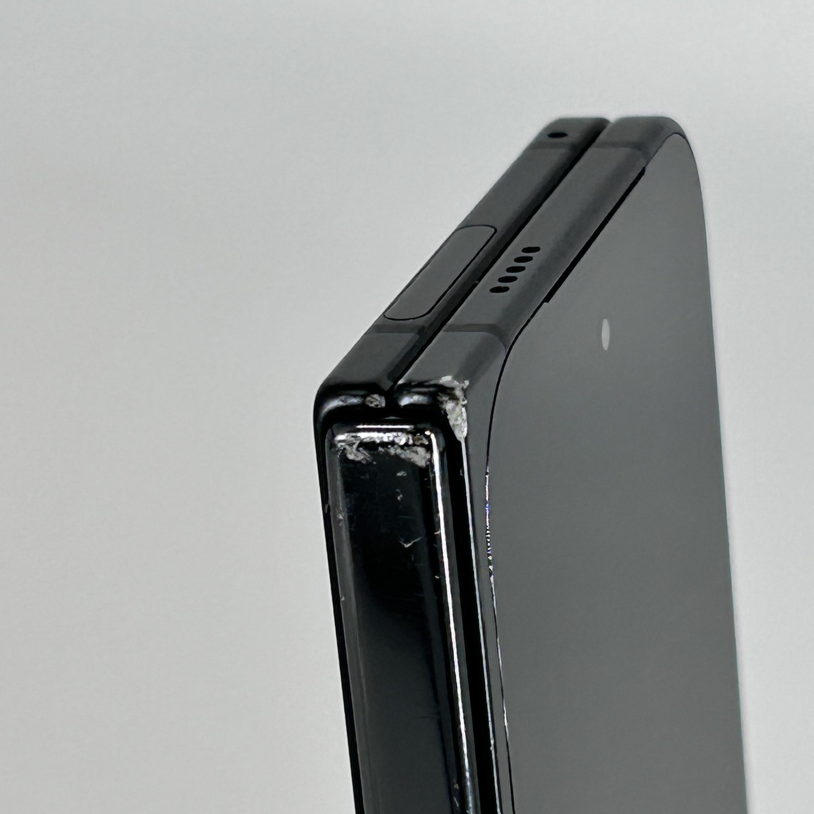 Google Pixel 9 Pro Fold Obsidian 256GB Unlocked – LCD Bleed/LCD Damage
