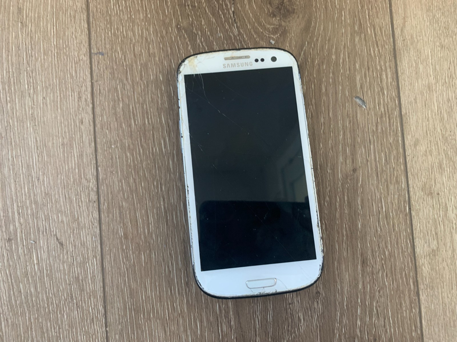 Samsung galaxy S III 4G 16GB Smartphone White Untested For Parts or Repair