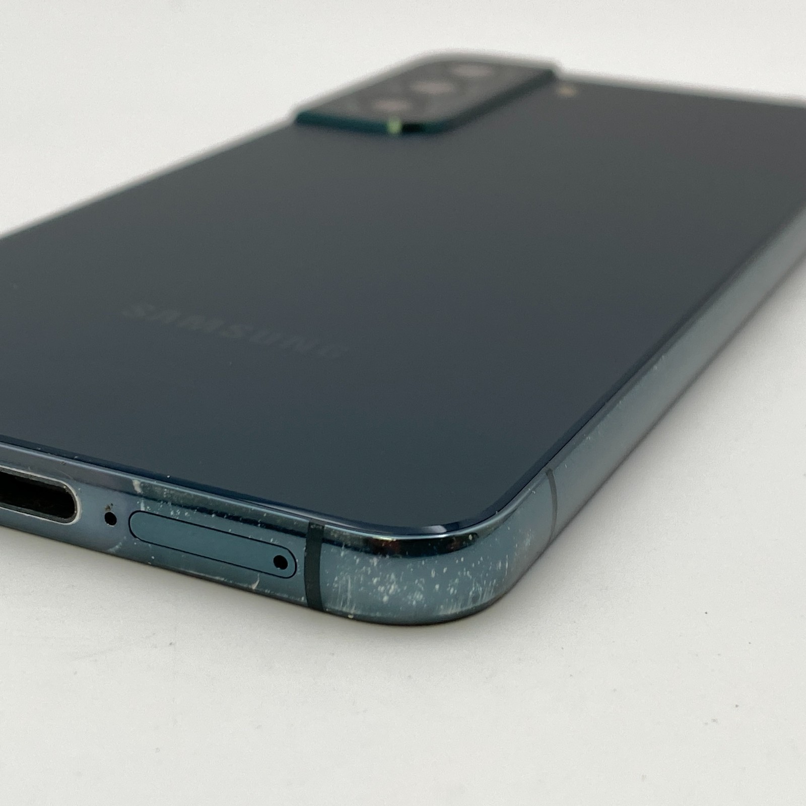 Samsung Galaxy S22 Plus SM-S906U – 256GB – Green (Unlocked) – Fair Condition