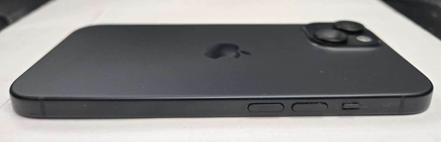 MINT Apple iPhone 15 – 128GB – Black (AT&T) *READ*