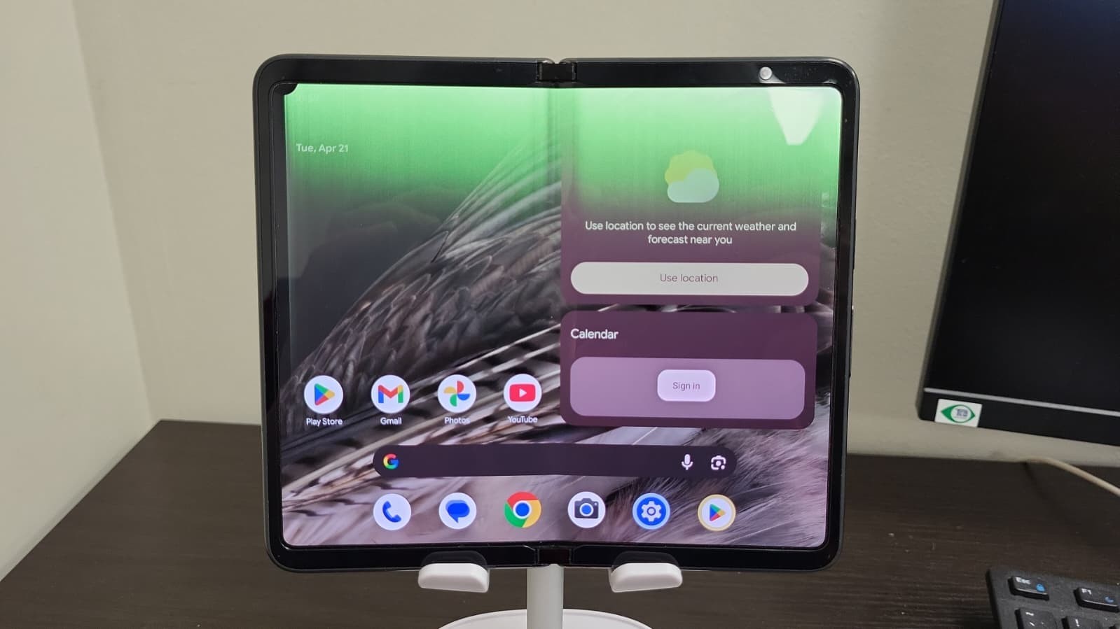 Google Pixel Fold 5G – 256 GB – Obsidian (Unlocked) A Grade – Black Dot/Glitches