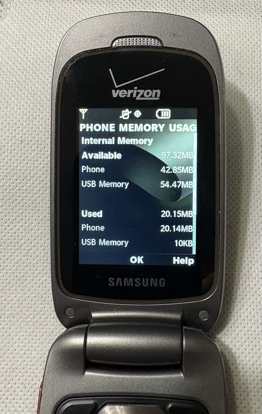 Samsung Convoy 2 SCH-U660 256MB Black (Verizon) Cellular Phone Flip