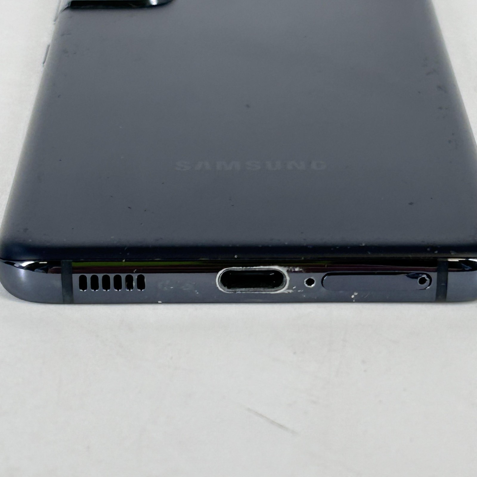 Samsung Galaxy S21 5G Phantom Gray 128GB Unlocked – Missing SIM Tray/LCD Burn-In