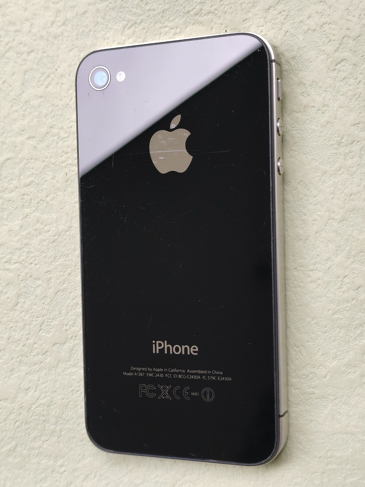 Good Working Apple iPhone 4/4s White/Black 8/16/32GB UNLOCKED classic SALE US