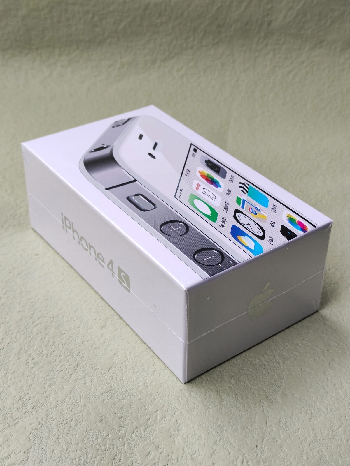 Good Working Apple iPhone 4/4s White/Black 8/16/32GB UNLOCKED classic SALE US