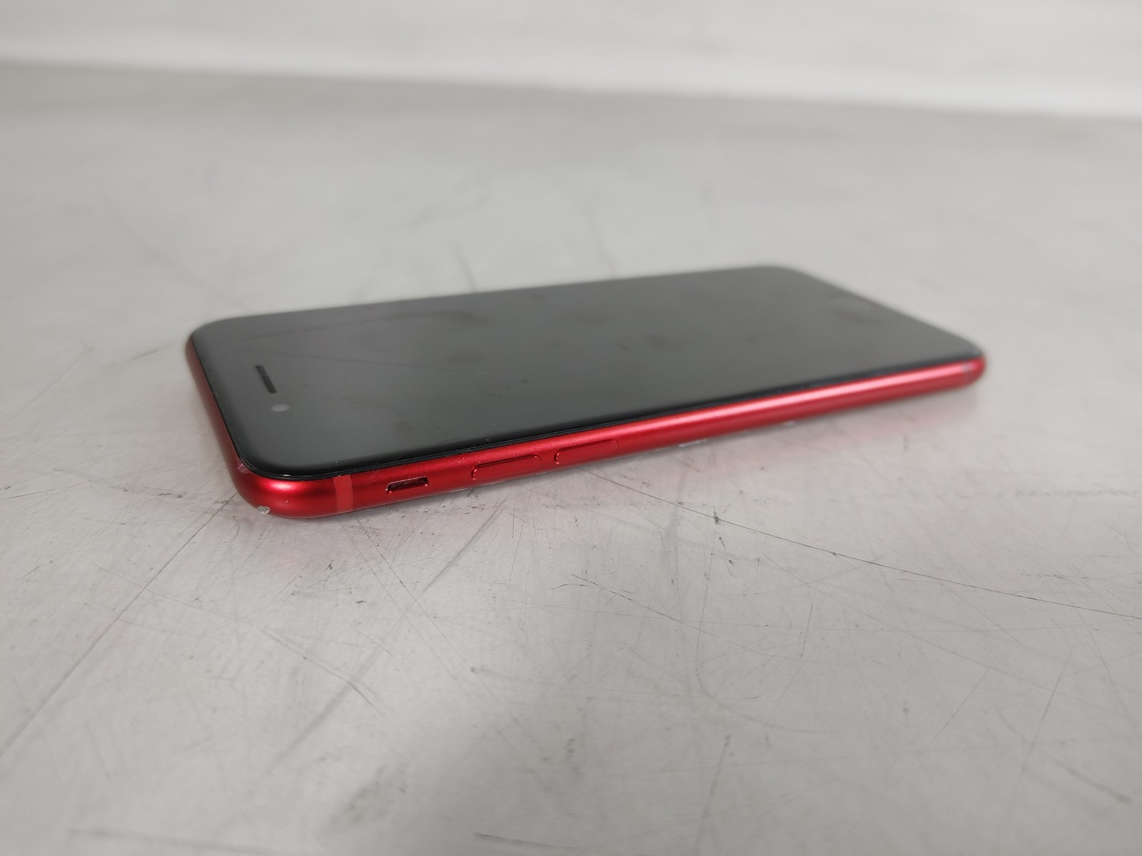 Apple iPhone SE (2022) A2595 64 GB iOS 26.4 (Wi-Fi + 5G) Unlocked For Parts