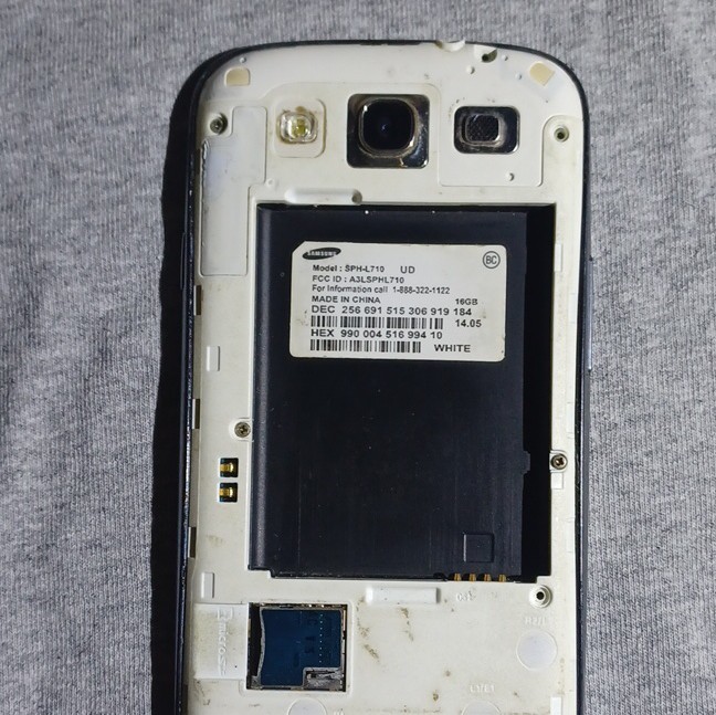 Samsung Galaxy S III SPH-L710 White 16GB Bar Android Smartphone by Samsung
