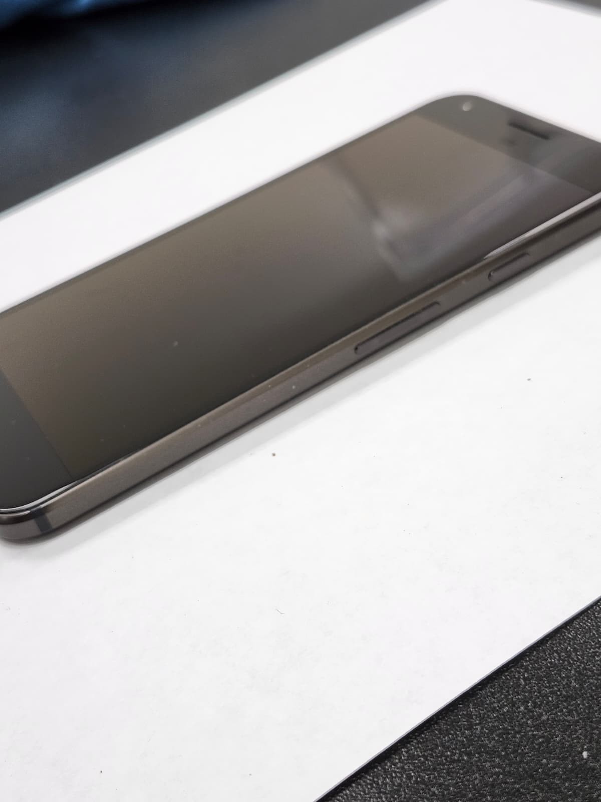 DEFECTIVE – Google Pixel XL – Black – Unknown – 12384