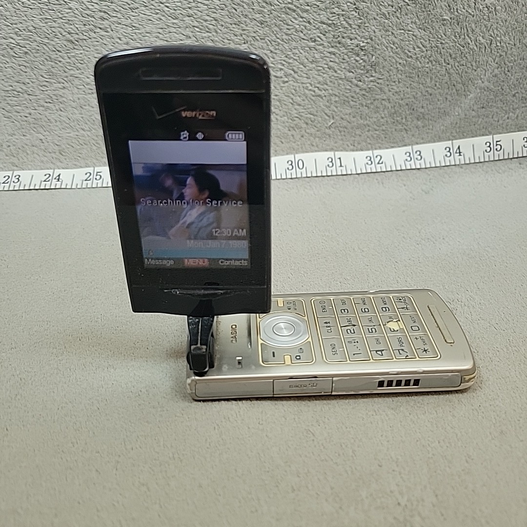 Casio Exilim C721 5.1MP Camera Flip Phone Swivel Screen Tested and Battery READ
