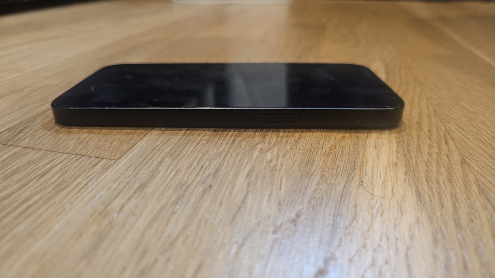 Apple iPhone 16e – 128 GB – Black (AT&T) – READ DESCRIPTION